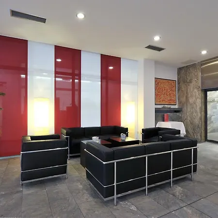 Cityhotel Koenigstrasse 3*